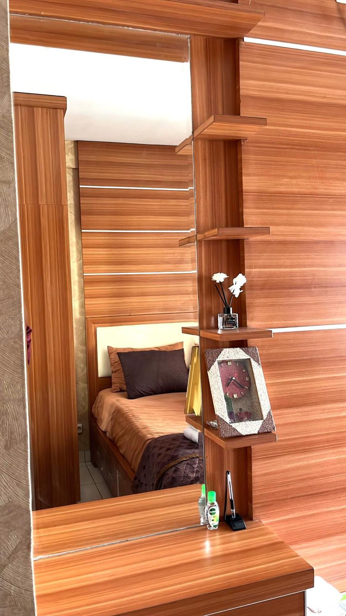 Disewakan Fully Furnished Metropolitan Park - *